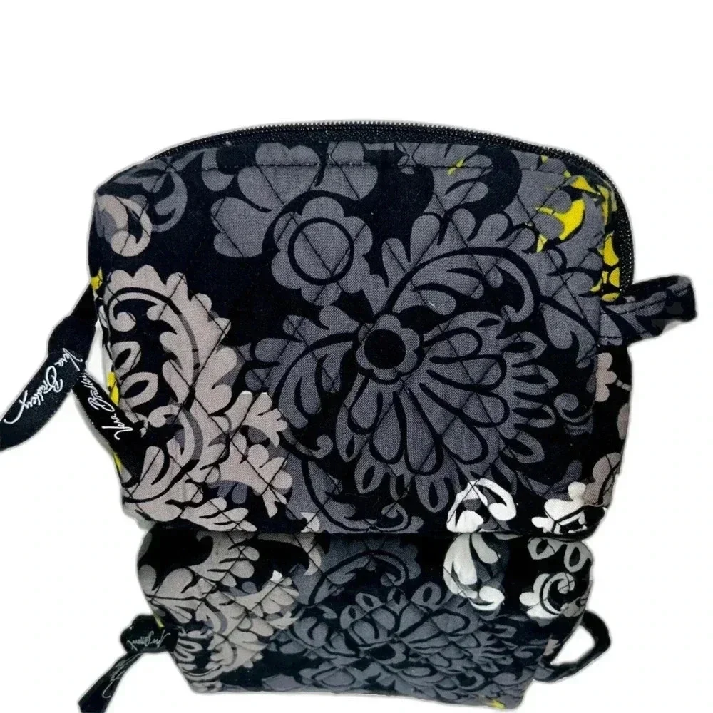 Vera Bradley Wristlet Wallet Quilted Women's Gray, Yellow And Black EUC‎